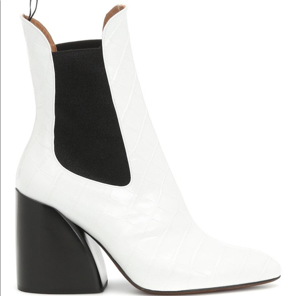 Chloe Wave Leather Ankle Boots - Picture 8 of 8